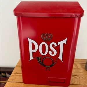 Red Scandinavian/Swedish/Norsk red Post box